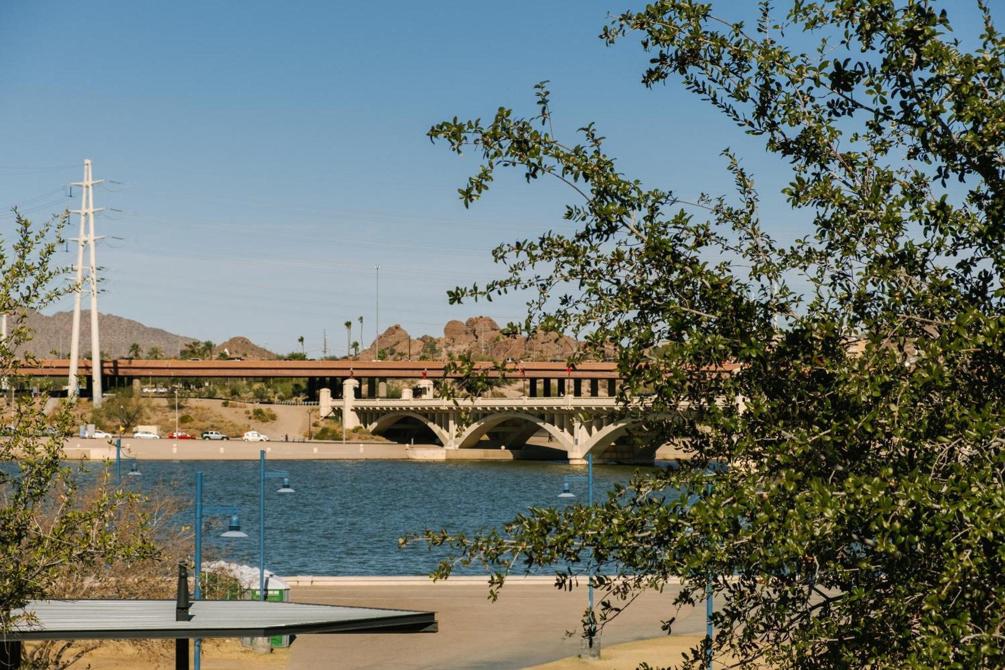 Sonder At Mill Ave Aparthotel Tempe Εξωτερικό φωτογραφία